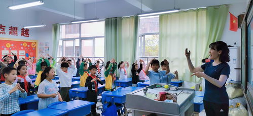 市文化館組織文化志愿進校園,紅色歌曲承血脈活動