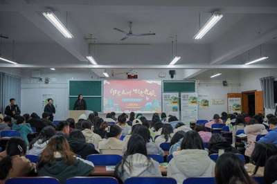 宣講進(jìn)行時(shí)!湖南永州九嶷山文化旅游創(chuàng)意設(shè)計(jì)大賽宣講團(tuán)走進(jìn)湖南財(cái)政經(jīng)濟(jì)學(xué)院